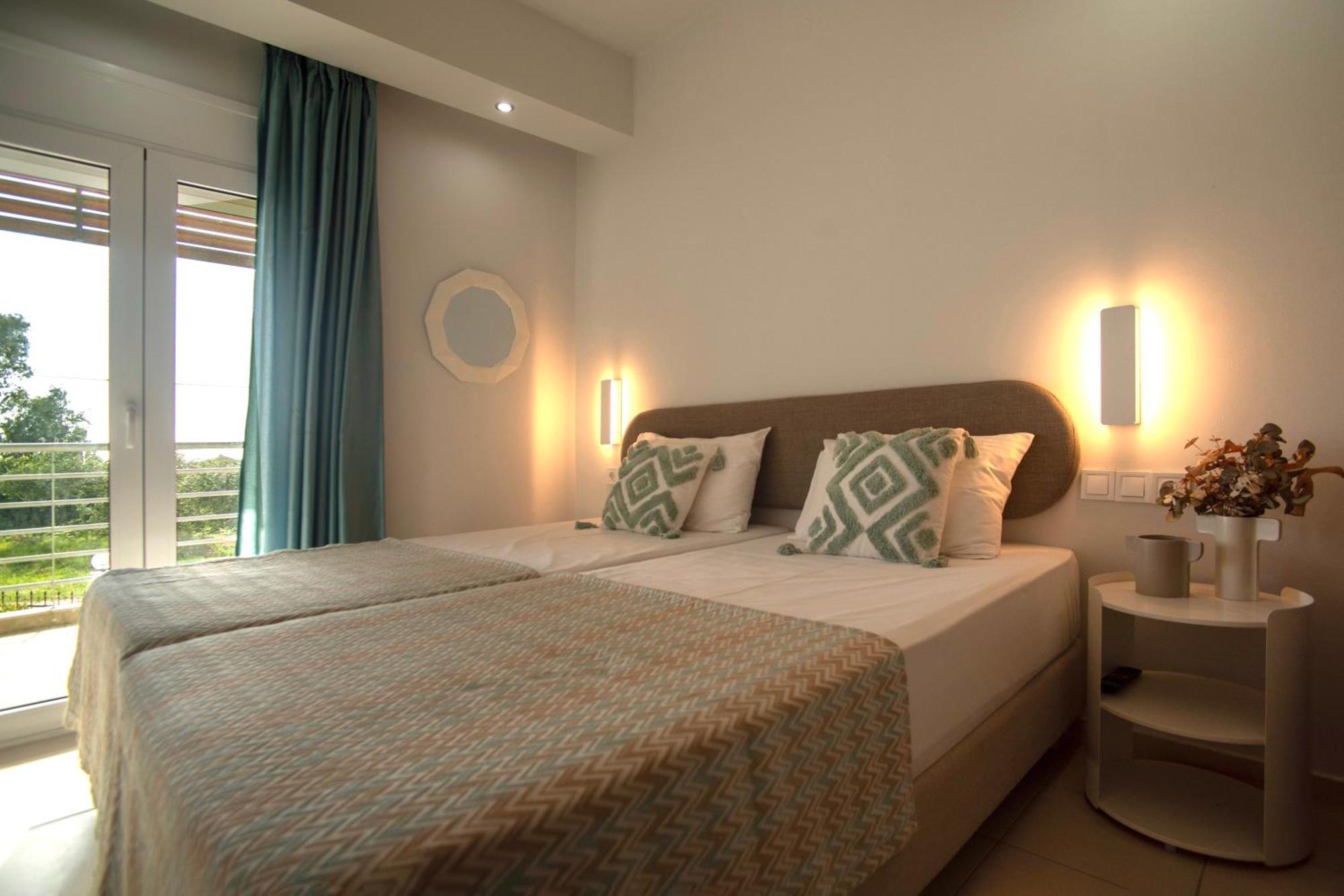 Kanali Homes ภายนอก รูปภาพ